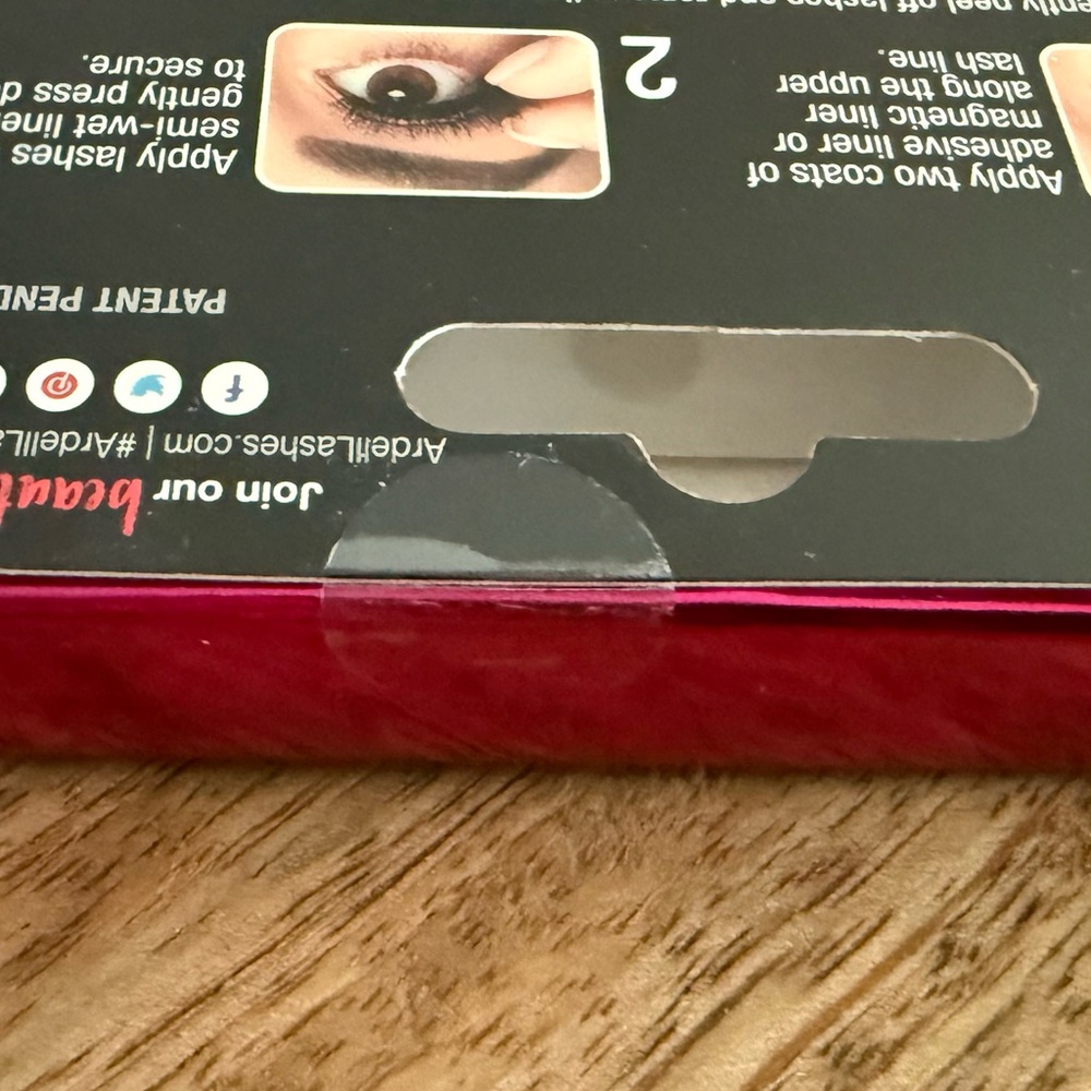 Three Boxes of Ardell Professional Faux Mink Megahold Magnetic Liner & Lash Kit - Picture 4 of 4
